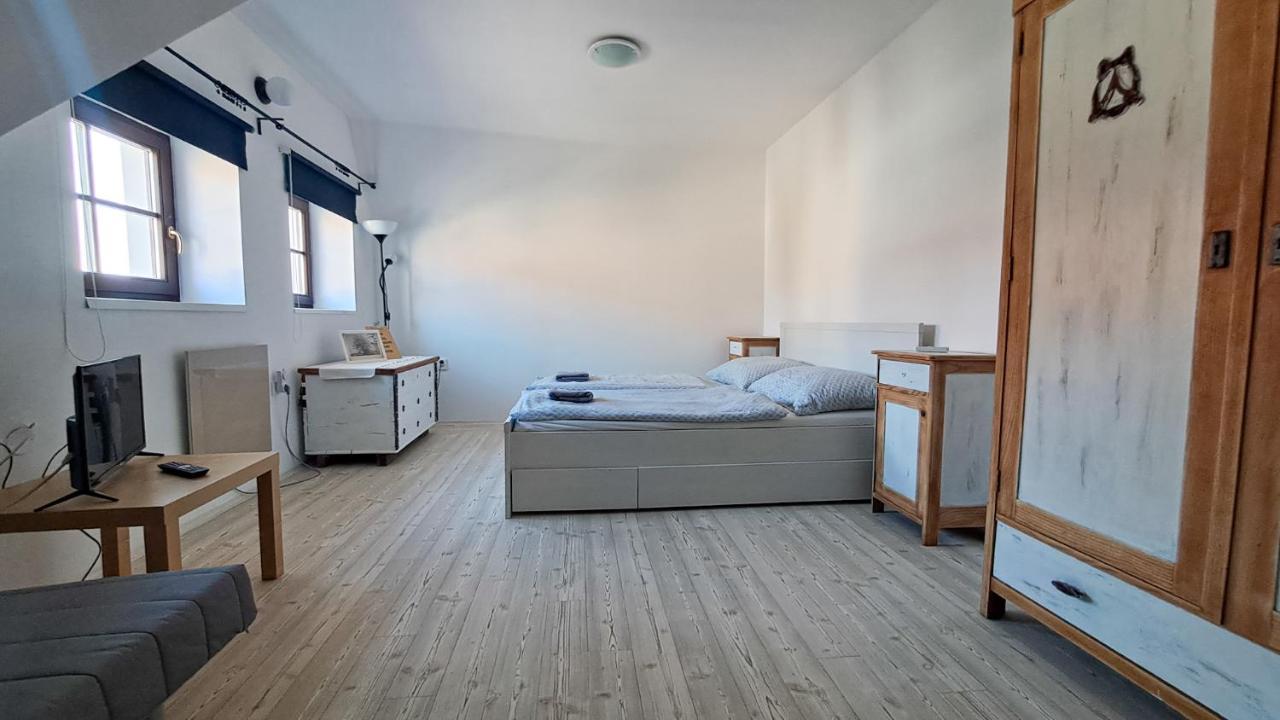 Penzion Na Zelnicach Ratiskovice Ngoại thất bức ảnh